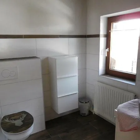 Thoamlhof 洛伊塔施