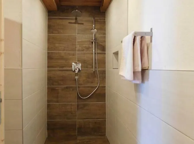 Thoamlhof * لوتاش